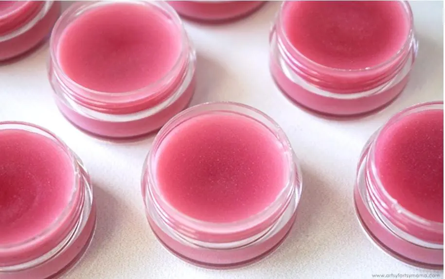 Beetroot lip balm